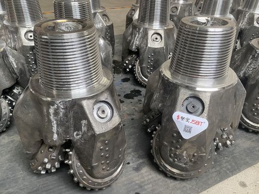 IADC 537 ดอกแทรกทังสเตนคาร์ไบด์ 12 1/2" 12 1/4" สำหรับการสกัดก๊าซ