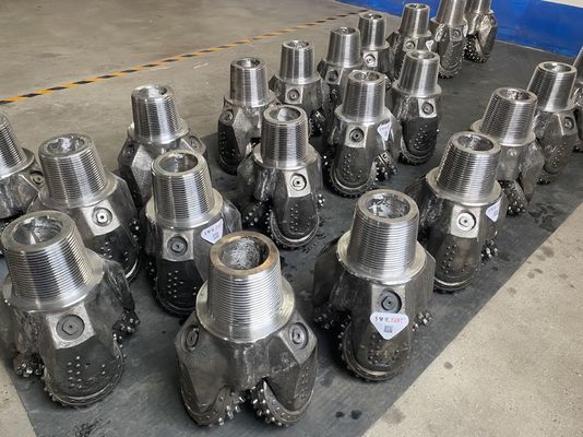 IADC 537 ดอกแทรกทังสเตนคาร์ไบด์ 12 1/2" 12 1/4" สำหรับการสกัดก๊าซ