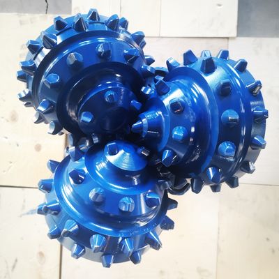 โรงงานไฟฟ้า IADC437 374 มิลลิเมตร Tricone รอลเลอร์ Bit สําหรับการเจาะบ่อน้ํา