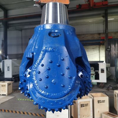 คุณภาพสูง 17.2 นิ้ว IADC537 Tricone หินเจาะ Bit