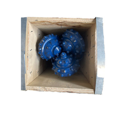 5.5 นิ้ว 139.7 มิลลิเมตร IADC537 Tricone หิน Cone Bit สําหรับการเจาะหลุม shaft