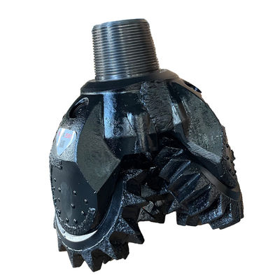 โรงงานพลังงาน 558mm IADC217 ฟองเหล็กฟัน Tricone Bit สําหรับการเจาะบ่อน้ํา